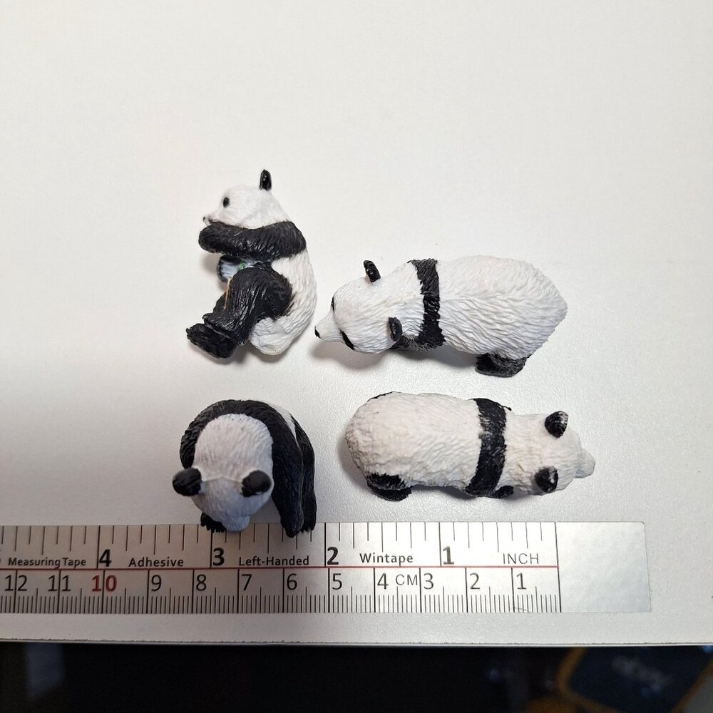 Safari Ltd Panda 4 Figures Miniature 2" Standing Sitting Holding Eating Bamboo - Picture 3 of 11